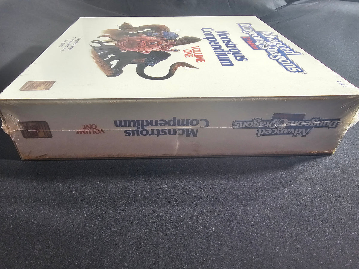AD&D 2nd Edition Monstrous Compendium Volume One – 2nd Printing – SW